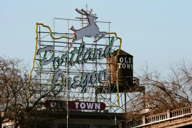 Amtrak to Portland: Routes & Visitor Guide (2026)